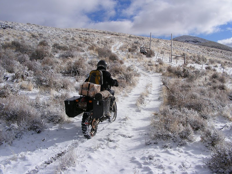 adventure-motorcycle-riding-in-snow.jpg