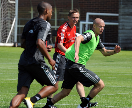 118319907ap083_liverpool_fc.jpg