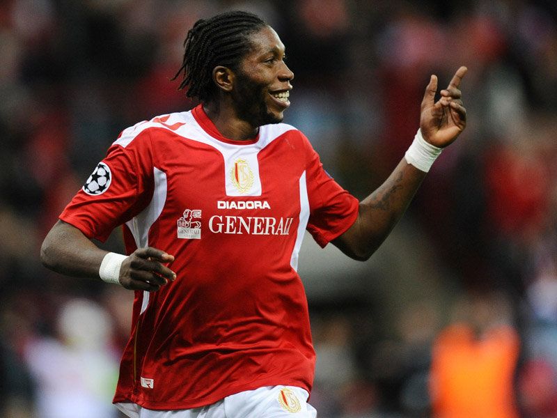 Dieumerci-Mbokani-Standard-Liege-Champions-Le_2380750.jpg