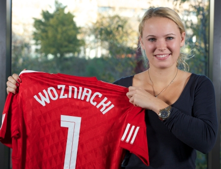 101107-010-caroline_wozniacki_liverpool.jpg