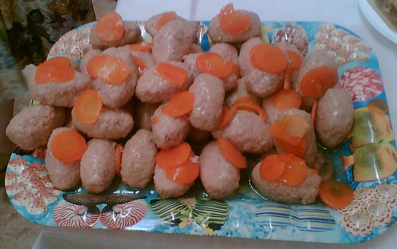 800px-Gefilte_fish_2.jpg